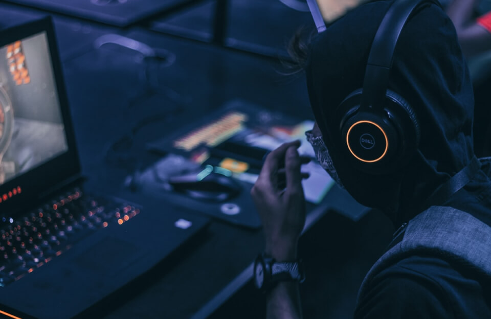 Love the Gaming Spectacles:  Creativity Powered by Play